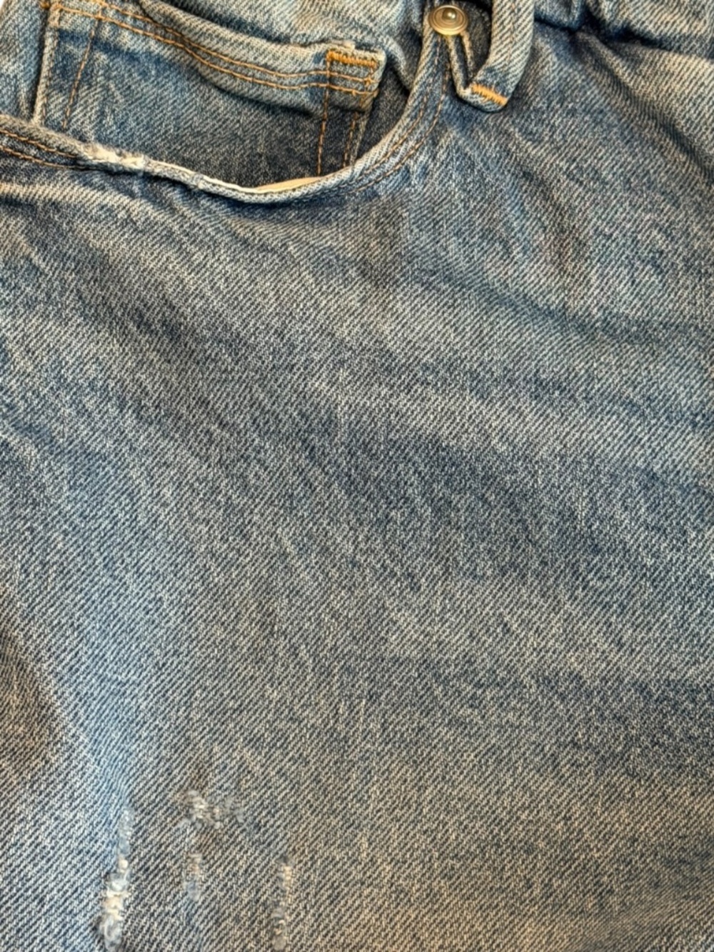 Good American The Weekender Jeans Size 26 Distressed Raw Hem - Picture 2 of 11